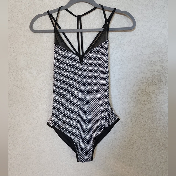 Lululemon one piece swimsuit size Small - Picture 1 of 5